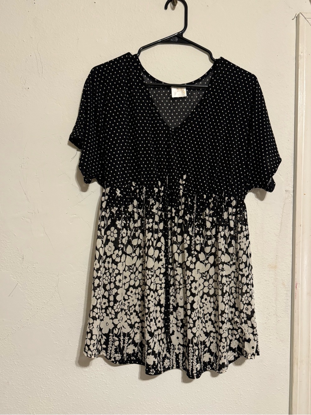 Sirenlily Maternity Black & White Polka Dot Floral Beach Coverup Size XL
